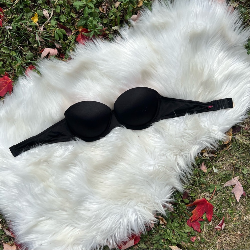 Victoria’s Secret PINK Black Strapless Push Up Bra